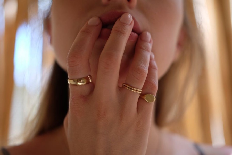 Jewelry SarahBijoux | Mini Gold Classic Signet Ring